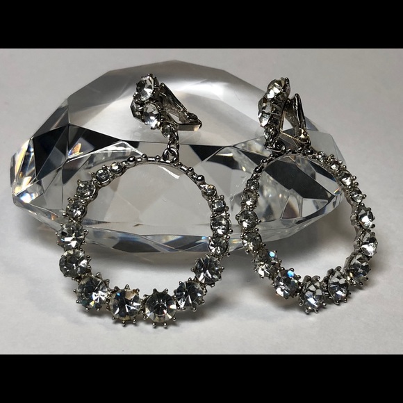ORA Jewelry - Vintage ORA Rhinestone Silver Tone Clip Earrings